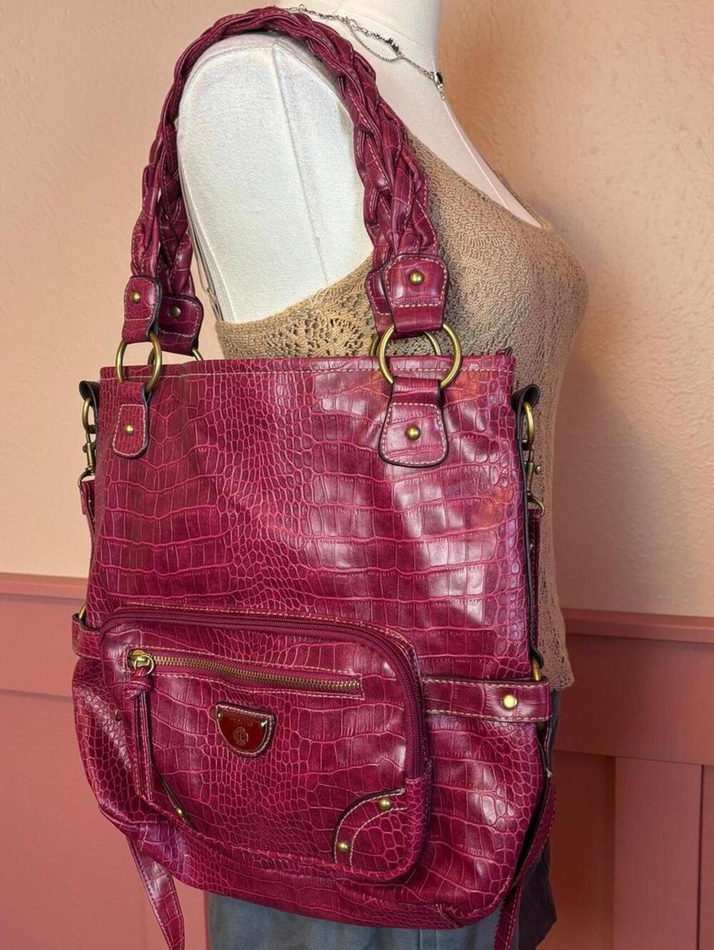 magenta croc 2000s shoulder bag treviso vintage grunge chic y2k